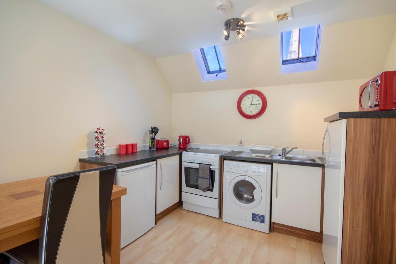 7 Varis Apartments Forres Luaran gambar