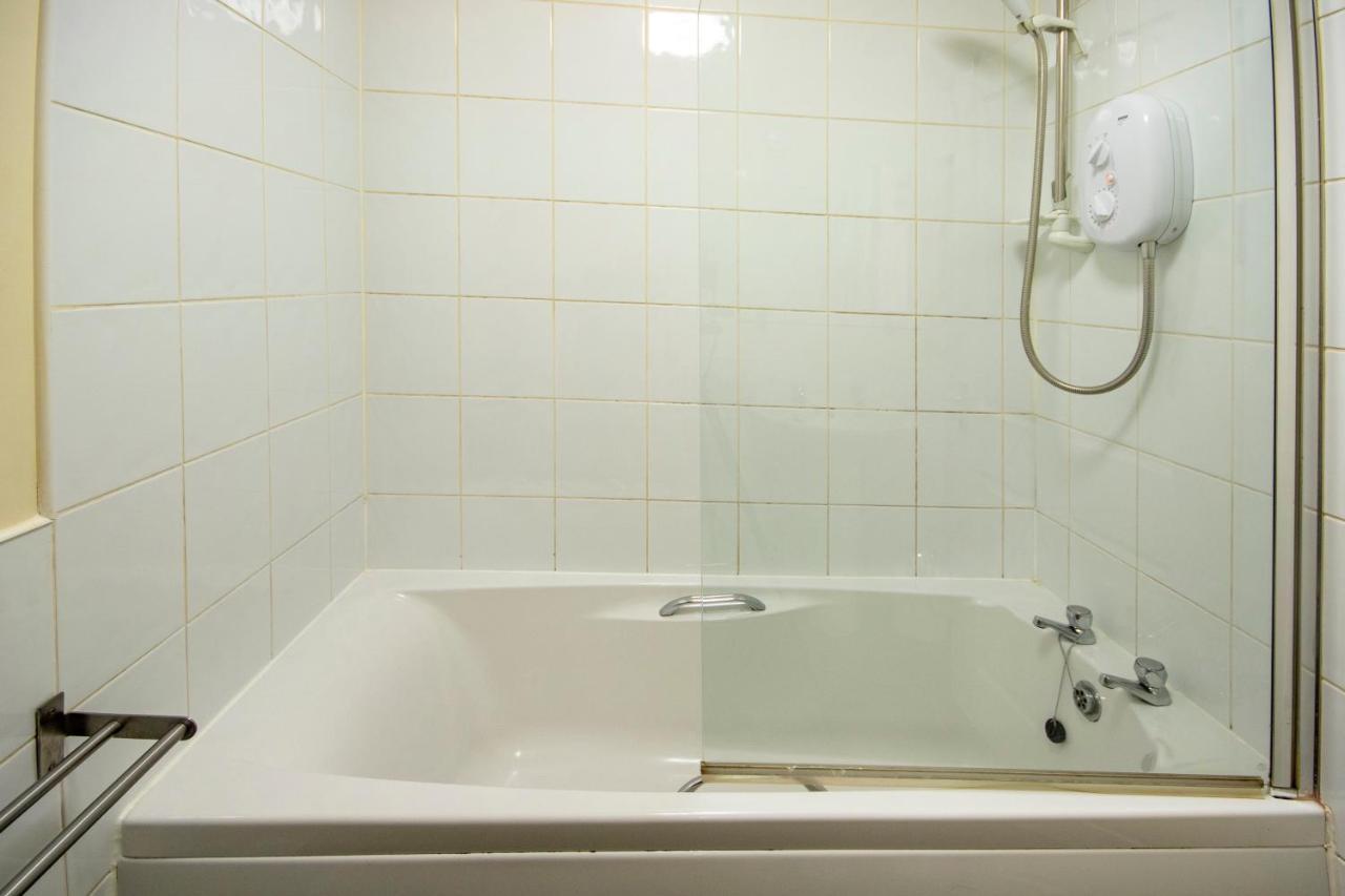 7 Varis Apartments Forres Luaran gambar